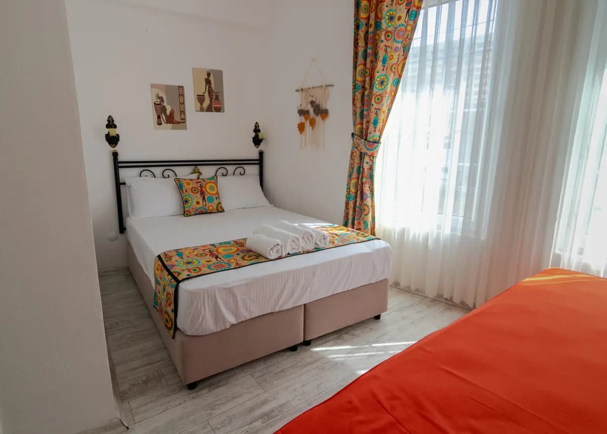 Oda No 3 - Kale Manzarası - E2 Deniz Otel Bozcaada