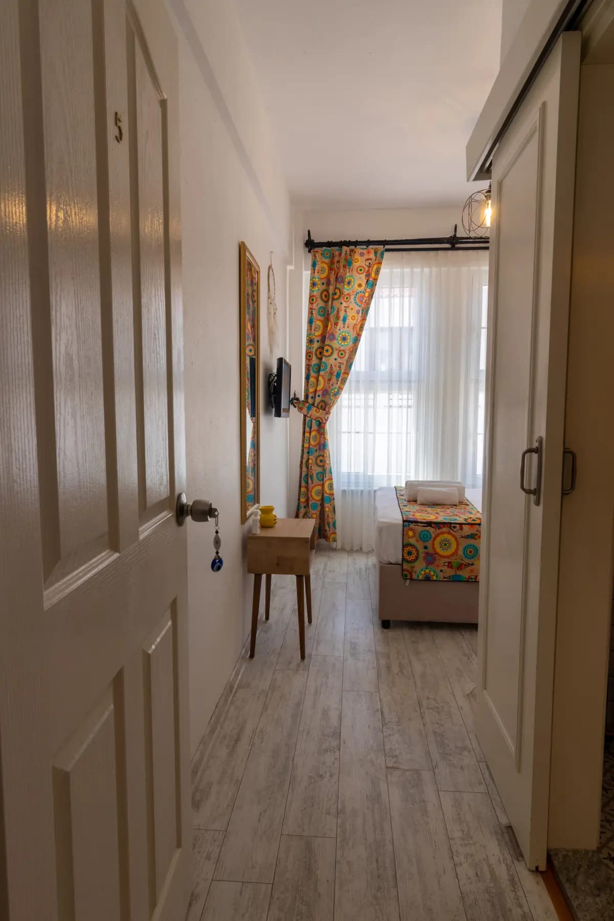 Oda No 5 - Bahçe Manzarası - E2 Deniz Otel Bozcaada